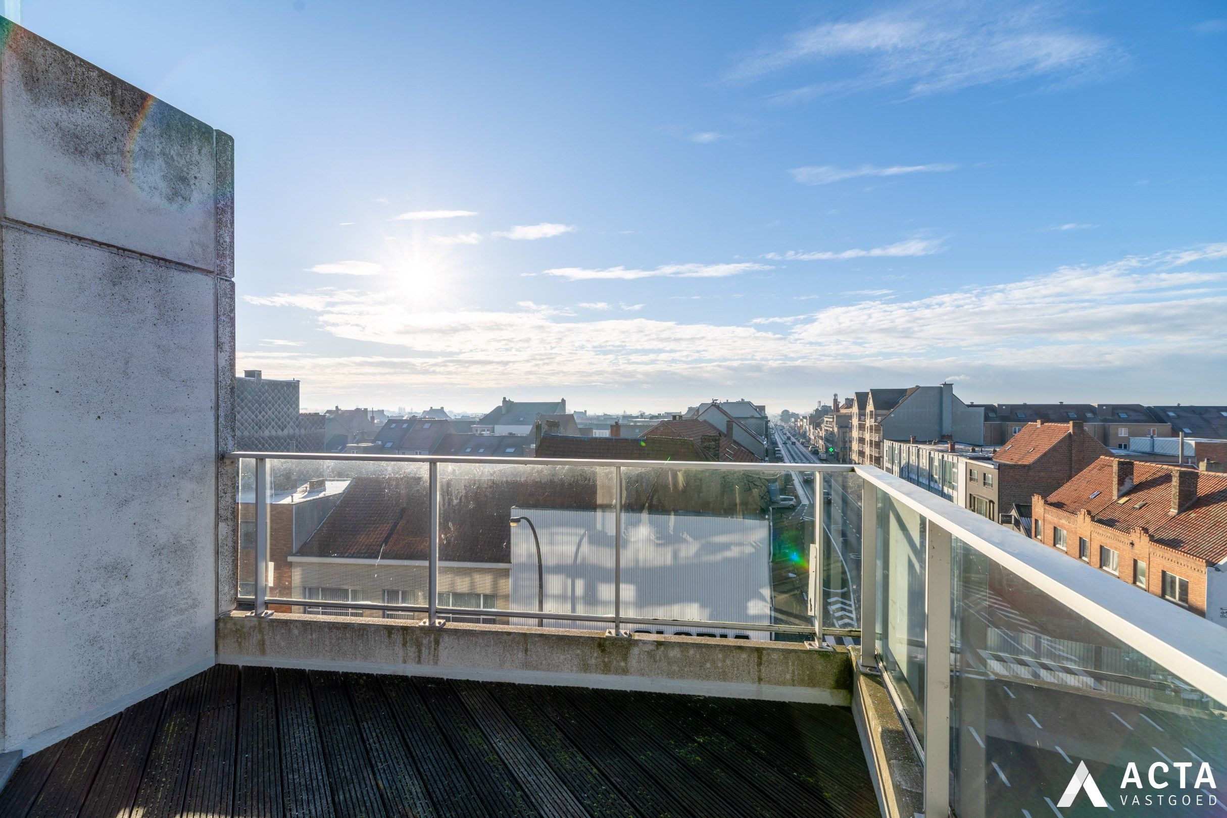 Instapklaar duplex appartement met grote terrassen! foto 8