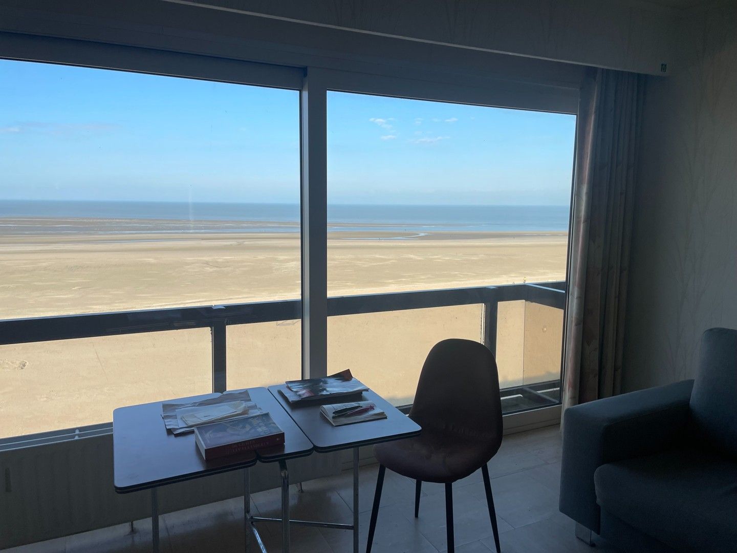 Gemeubeld appartement met prachtig zeezicht foto 7