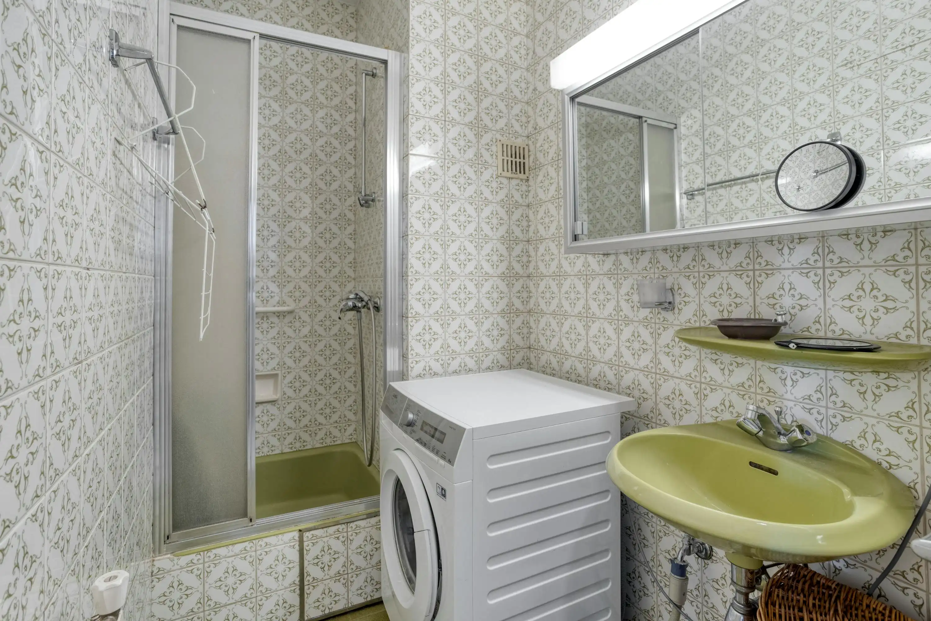 Ruim appartement (ca. 146m²) te koop aan de Italiëlei in Antwerpen foto 25