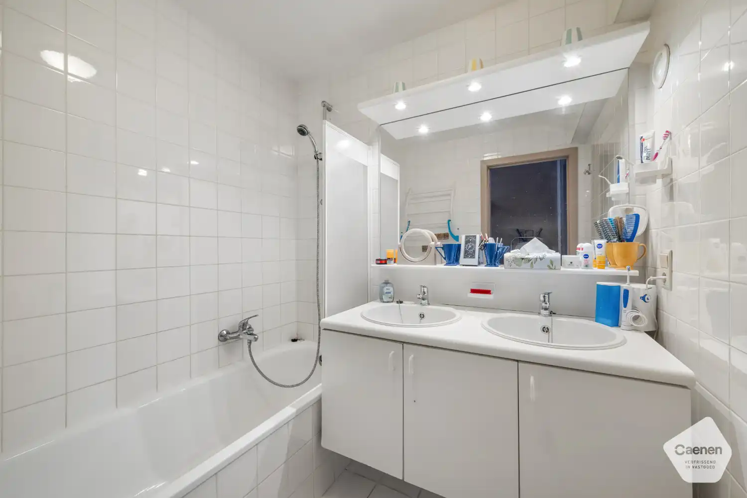 Eén slaapkamer appartement met een uitstekende ligging foto 10