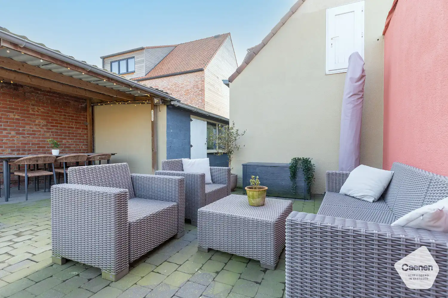 Vezorgde & instapklare woning aan het centrum van Zedelgem met 3 slaapkamers en zonnige privé-tuin foto 14