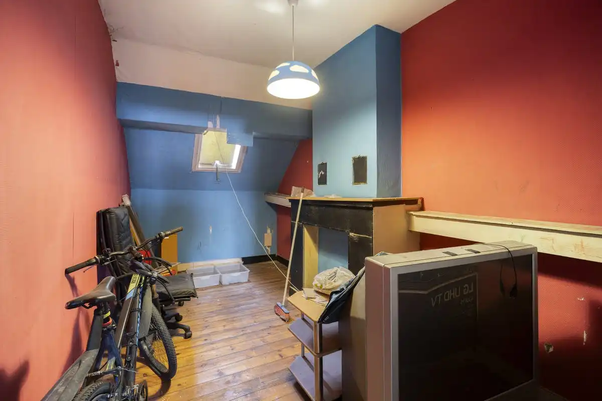 Opbrengsteigendom met renovatiepotentieel in Anderlecht foto 41