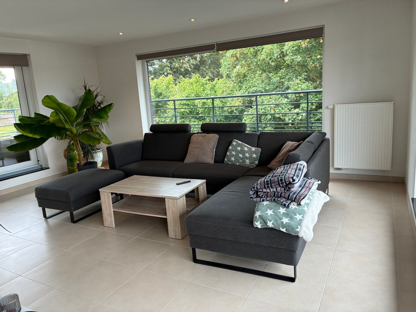 Ruim appartement met 3 terrassen.  foto 2