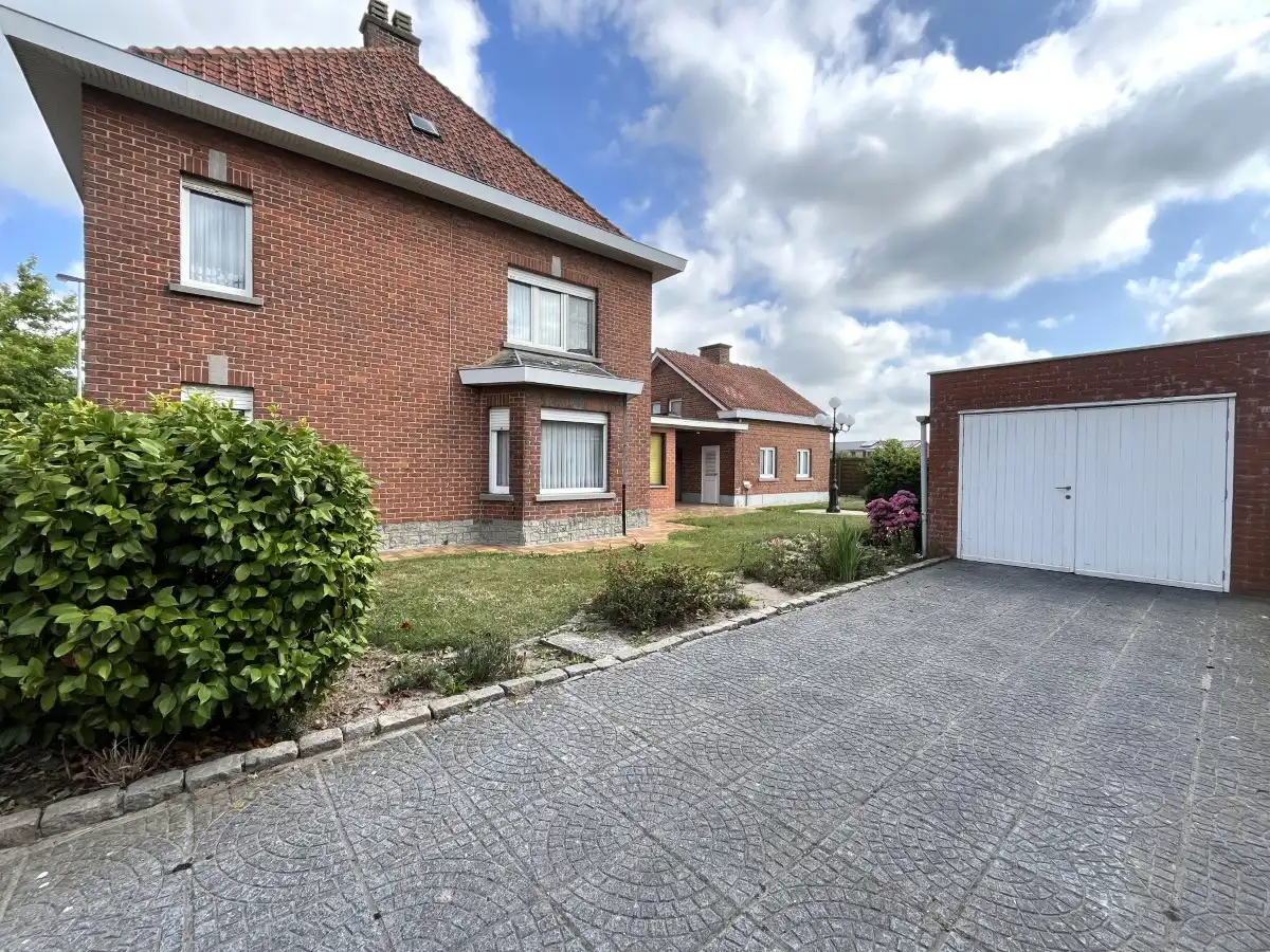 Dadizele – Gezinswoning met ruime tuin op een perceel van 930 m² foto 14