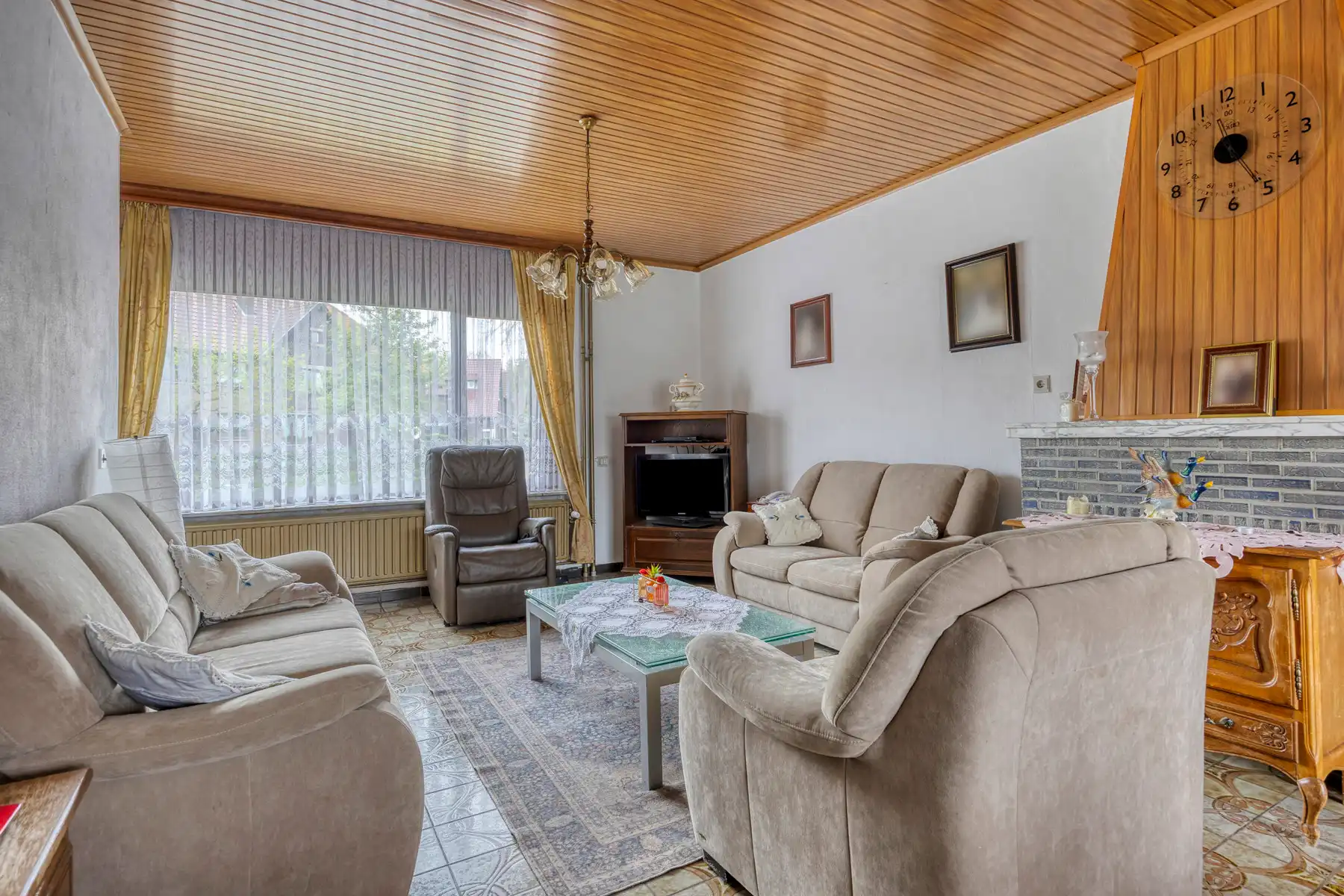 Te renoveren mijnwerkerswoning met 4 slaapkamers, en 2 badkamers. foto 15