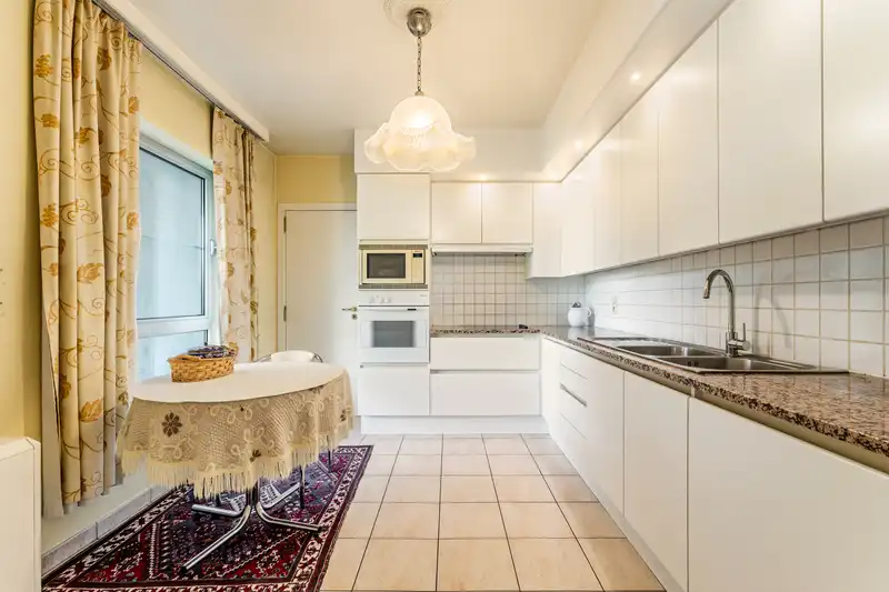 Roeselare – Verzorgd appartement van 90 m² met ca. 30 m² terrassen en zicht op het water foto 7