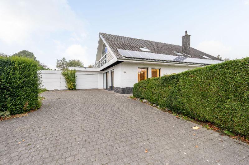 Instapklare villa met upgrade potentieel op topligging! foto 5
