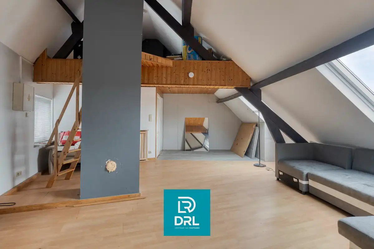 HANDELSHUIS met 2 APPARTEMENTEN te OOSTENDE foto 15