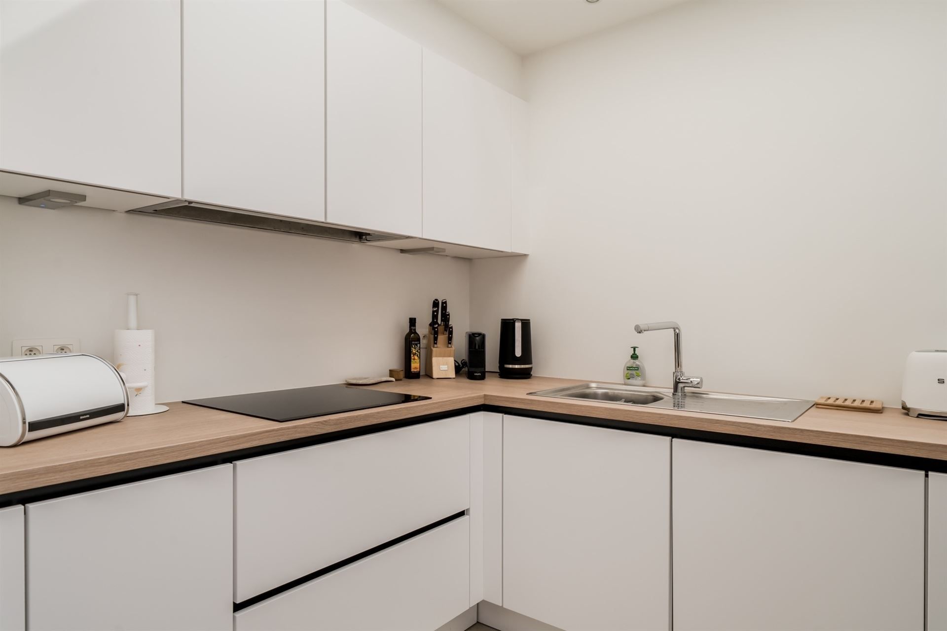 Handelsgelijkvloers + duplexappartement centrum Mechelen foto 17