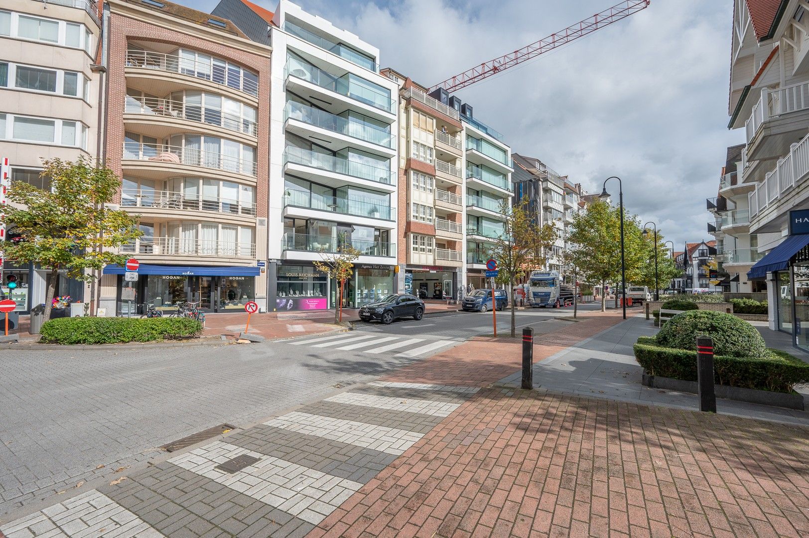 Prachtig appartement in hartje Zoute met gevelbreedte van bijna 9 m en unieke zonneterrassen vlakbij het Albertplein. foto 26