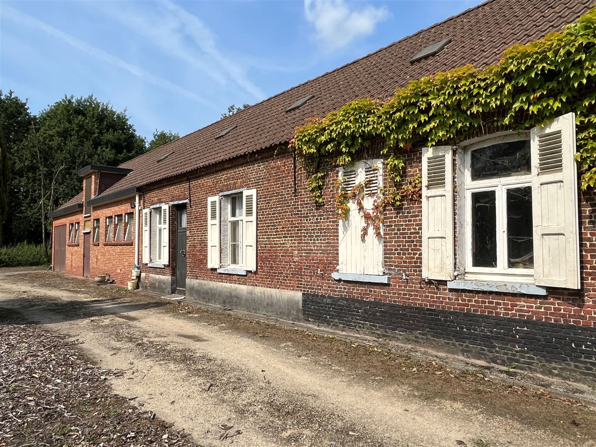 Hoofdfoto van de publicatie: Boerderij met unieke ligging te Putte 