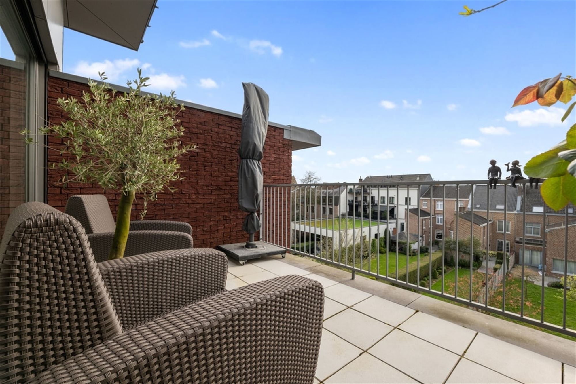 LUXUEUS APPARTEMENT VAN 365M² MET AFWERKING VAN HOOGSTE KWALITEIT IN TONGEREN foto 27