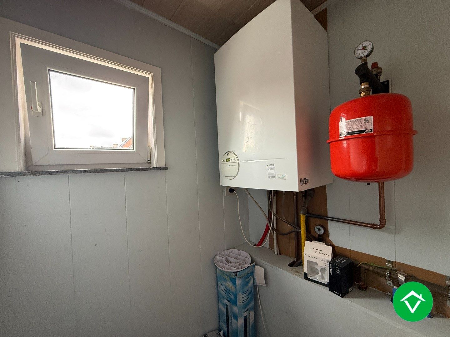 Rijwoning met 3 slaapkamers en tuin te Izegem foto 19