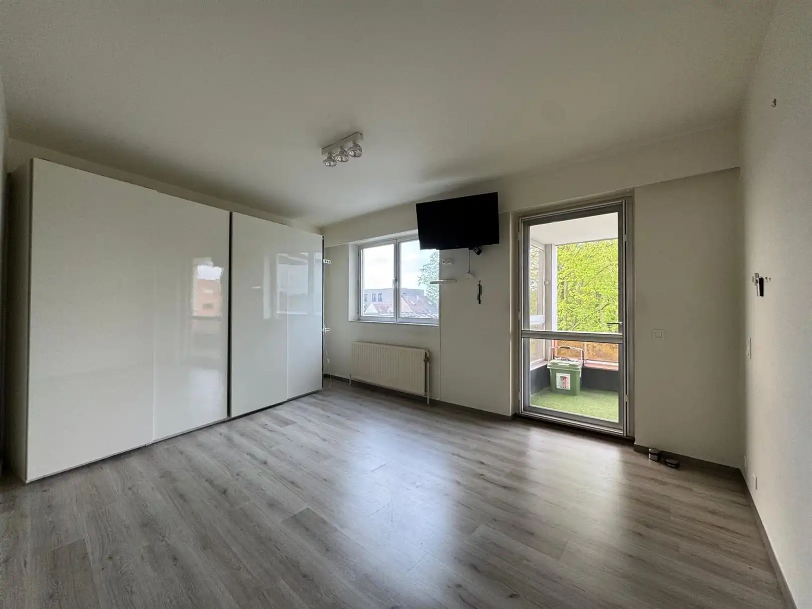 Ruim appartement met uitzicht over de Grote Markt foto 12