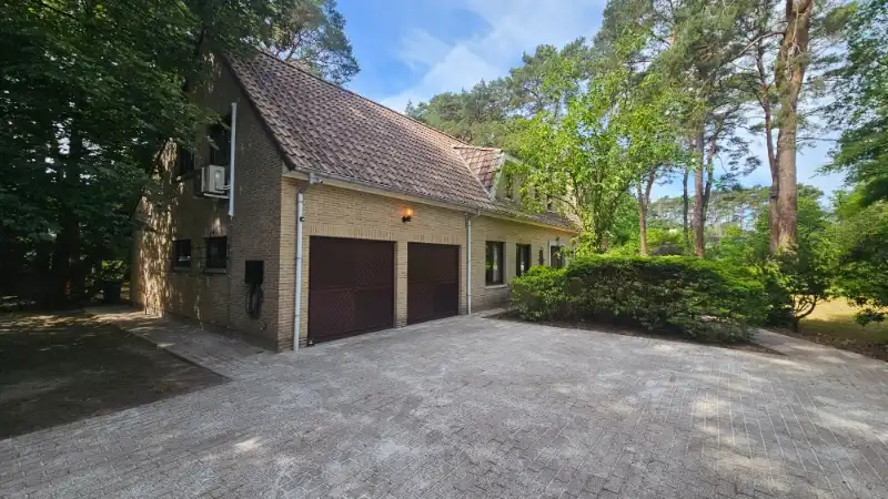 Mooi gelegen villa 330m² op 28 are tegenover natuur-wandelgebied foto 25