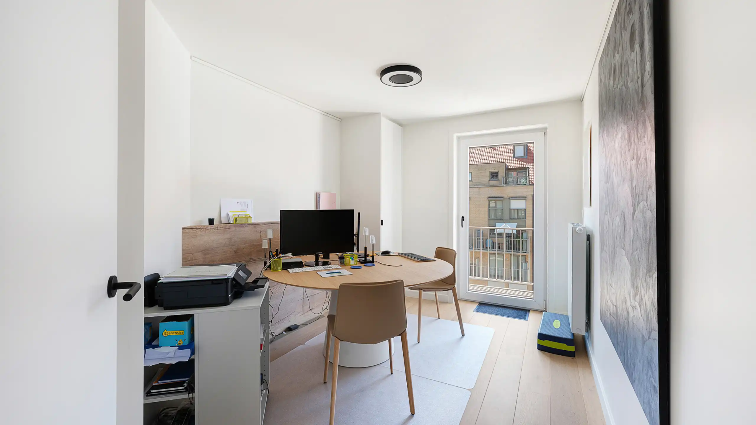 Lichtrijk gerenoveerd appartement met open zichten foto 23