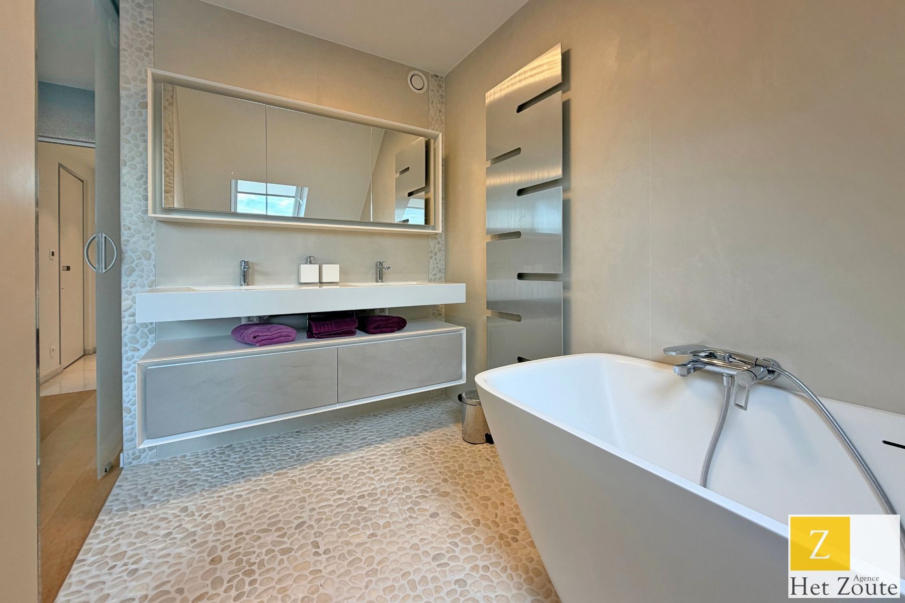 Uniek duplexappartement op enkele passen van de Zeedijk foto 26