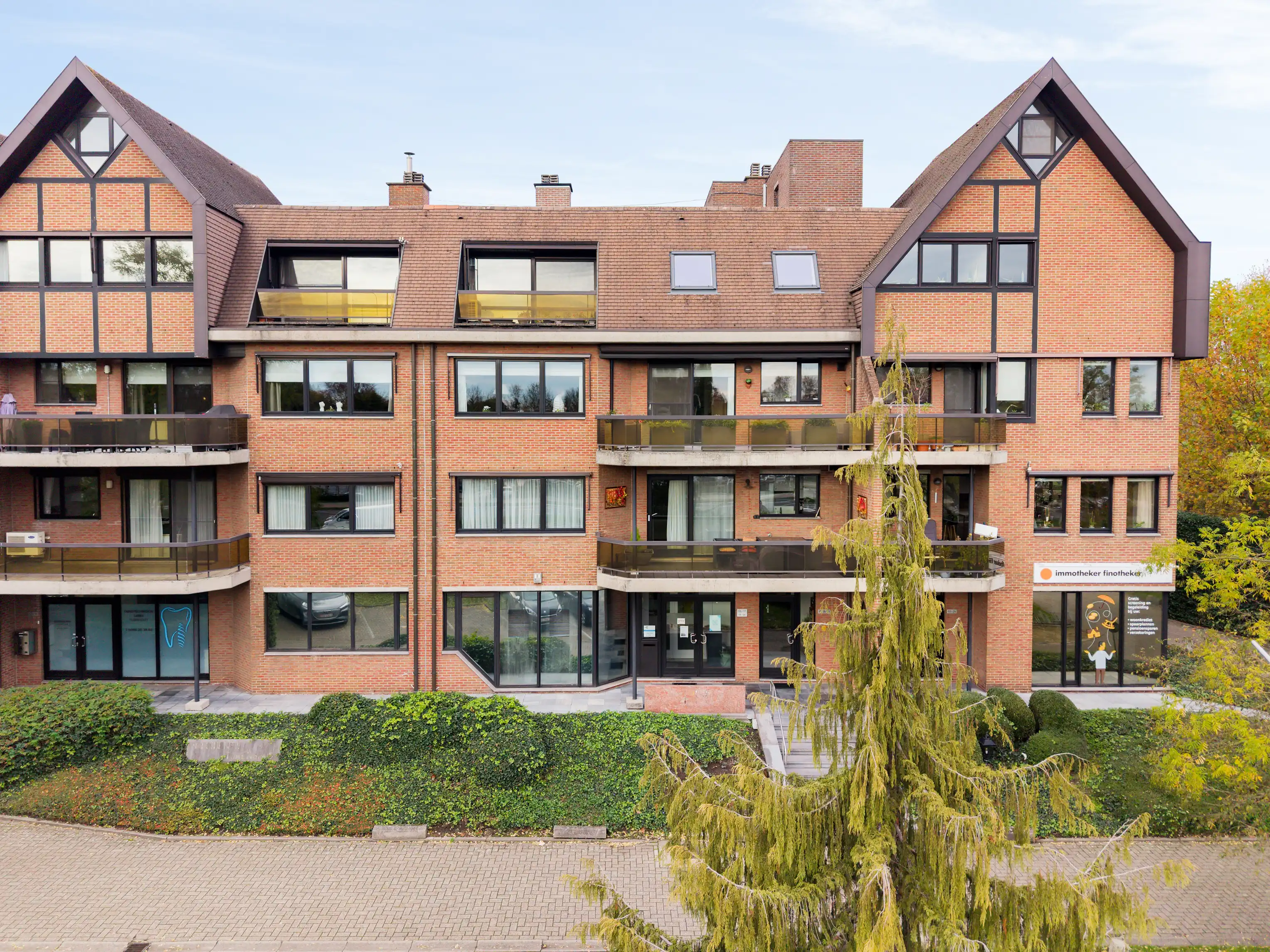 Veelzijdige commerciële gelijkvloers van ca. 500 m² foto 7