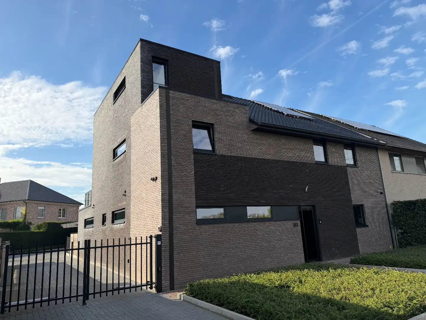 Lichtrijk nieuwbouw duplex-appartement met ruim zonneterras van 23 m²! foto 22