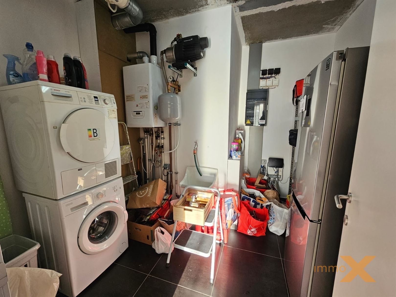 RUIM LICHTRIJK GELIJKVLOERS MET TUINTJE foto 13
