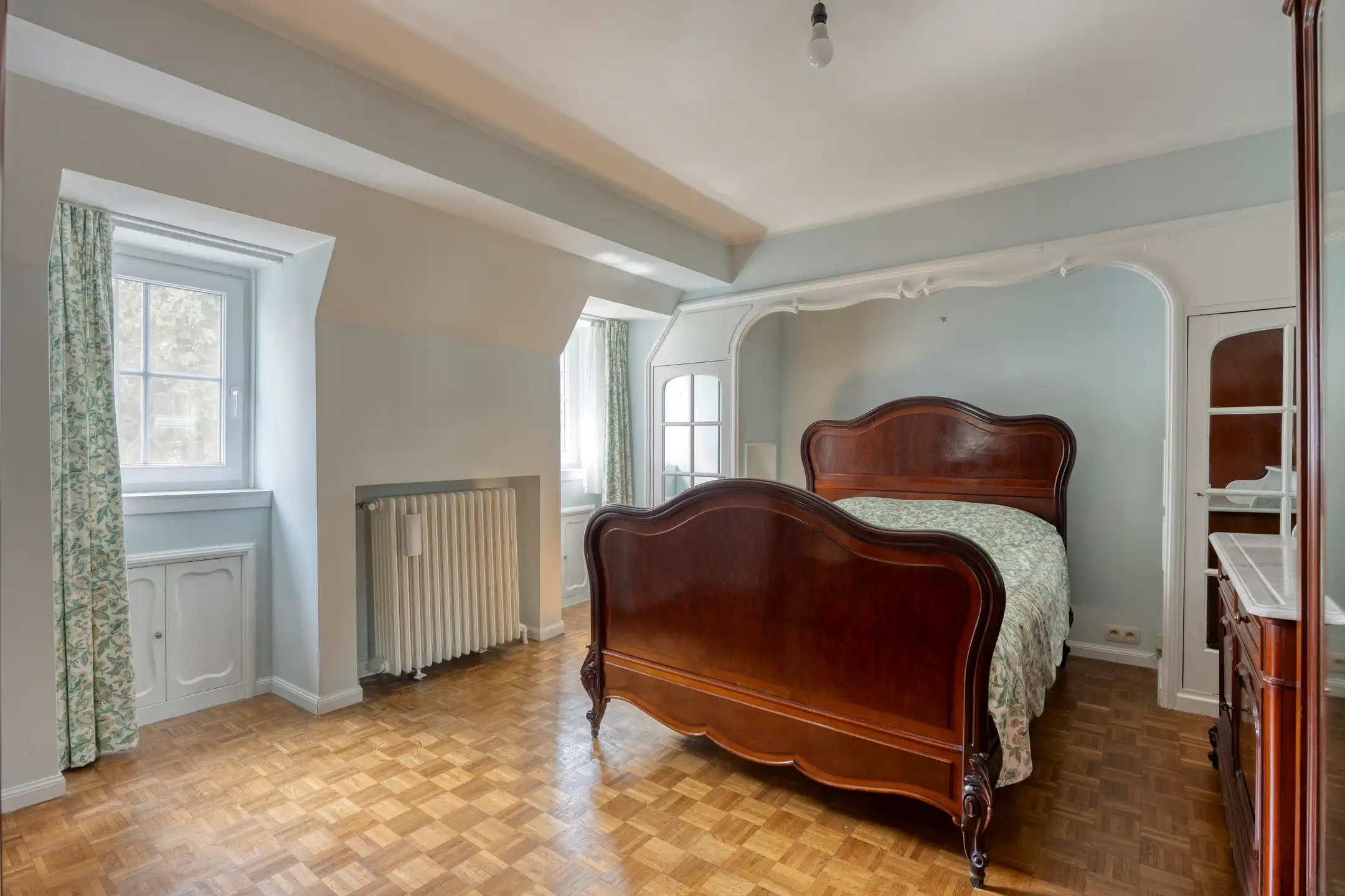 Authentieke villa met 3 kamers, garage en prachtige tuin! foto 14