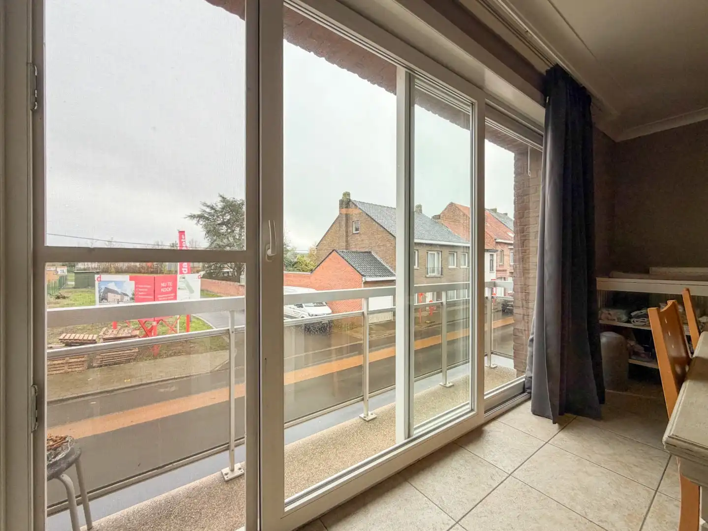 Energiezuinig 2-slp appartement (88 m²) met groot terras, Eernegem. foto 9