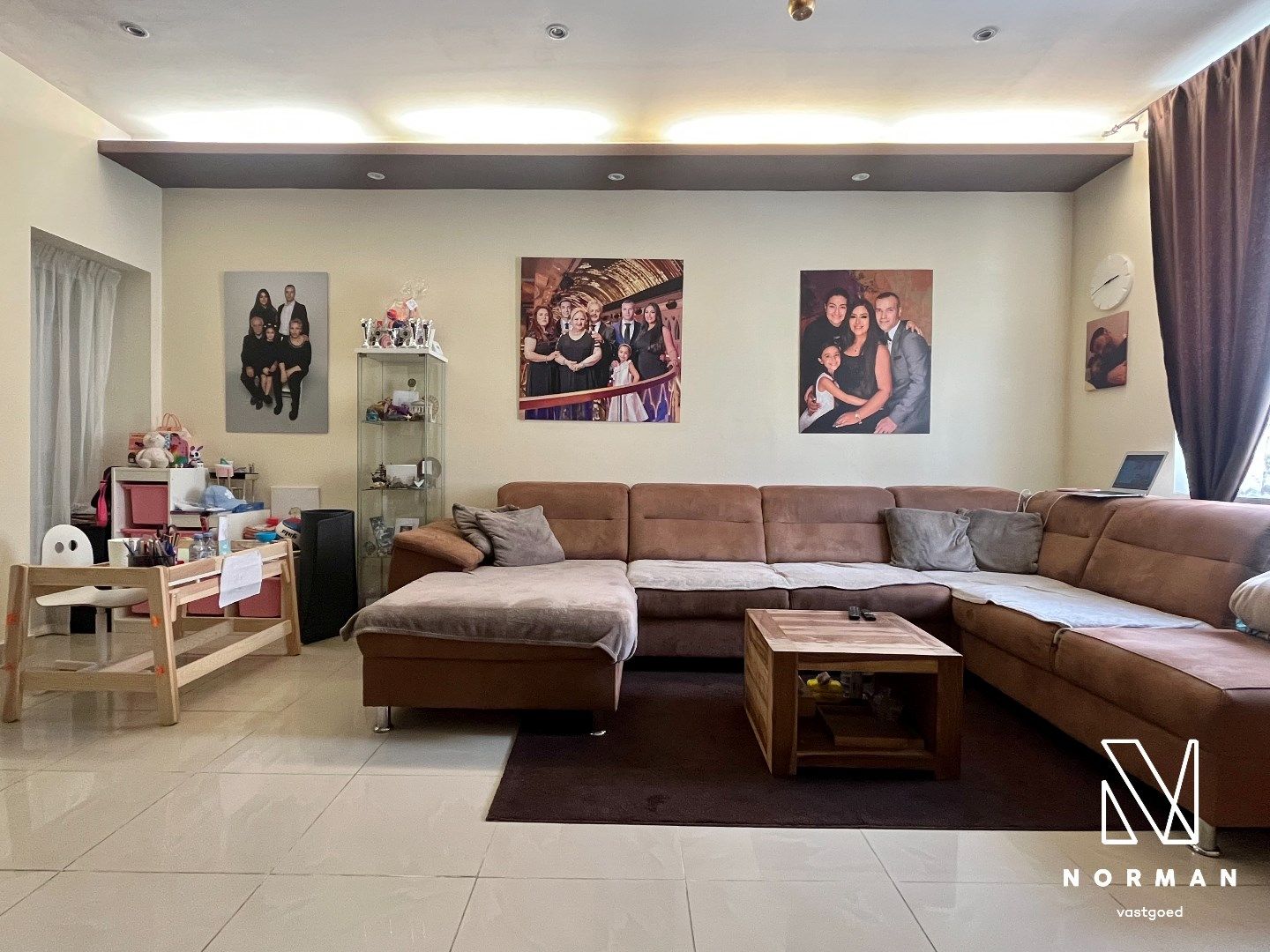 Halfopen woning te koop met handelsruimte in Harelbeke!  foto 5