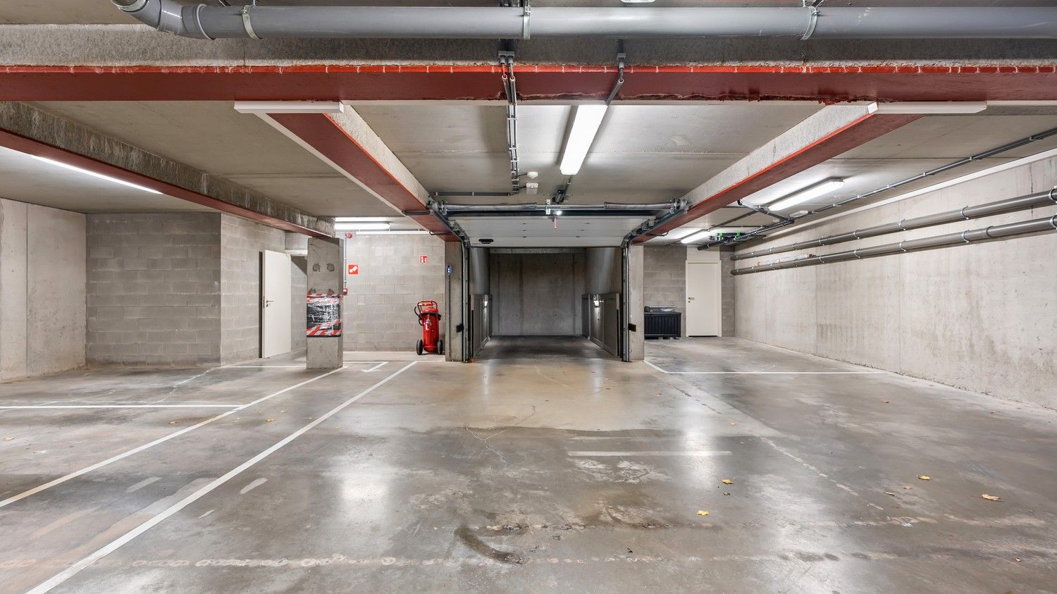 Instapklare duplex penthouse met 2 slaapkamers, drie terrassen, lift en 2 parkeerplaatsen foto 33