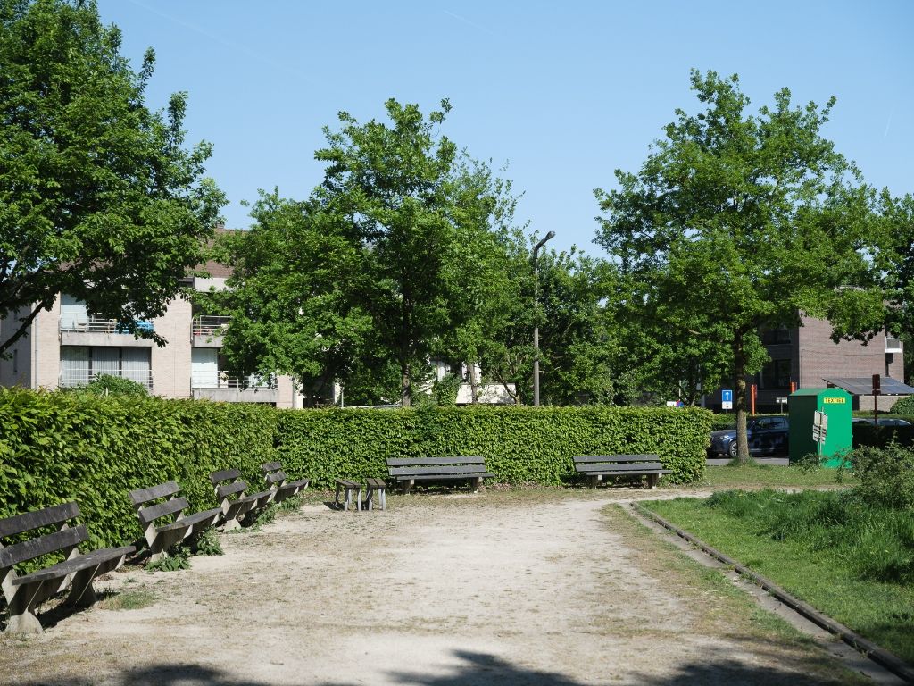 Gerenoveerd 1 slpk appartement met tuin nabij station Gent Sint-Pieters foto 7