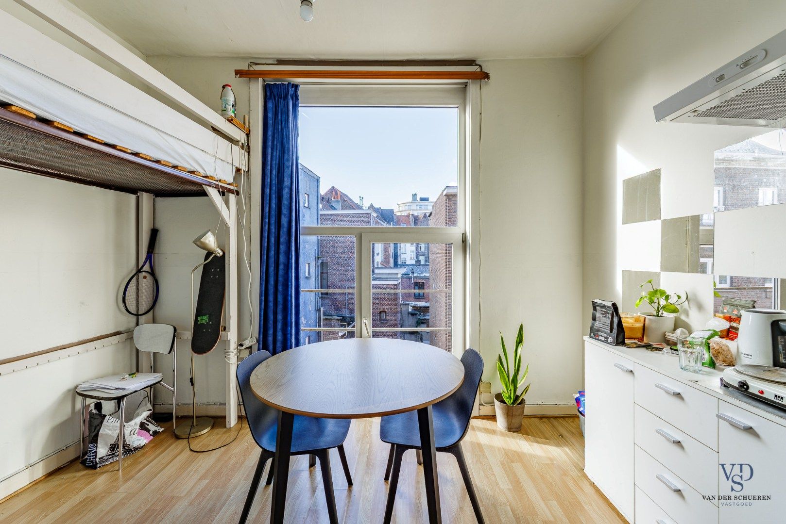 Herenhuis met 7 vergunde studentenkamers. foto 28