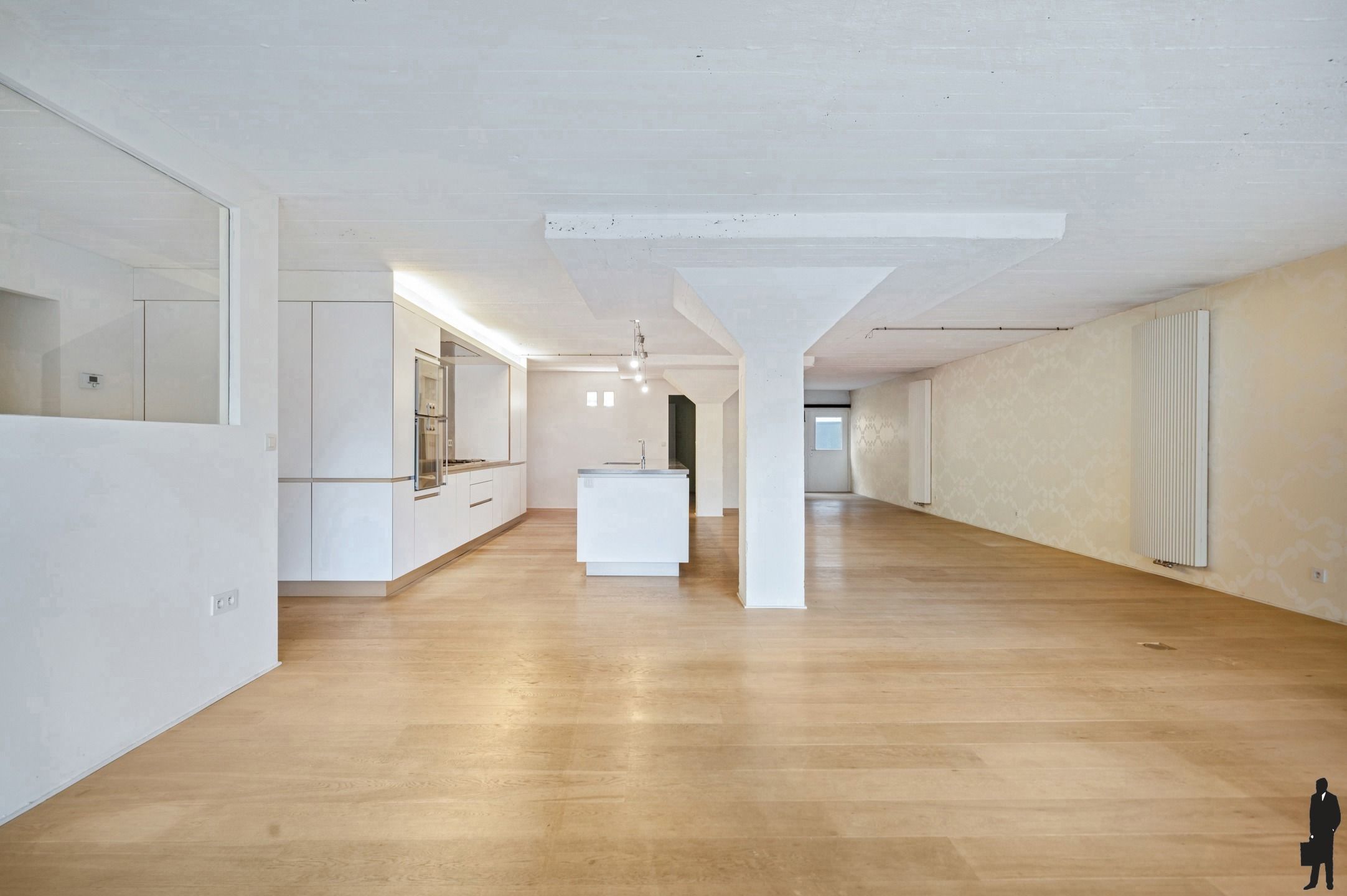 Tot in de puntjes afgewerkte loft (180m²) met terras en parking foto 5