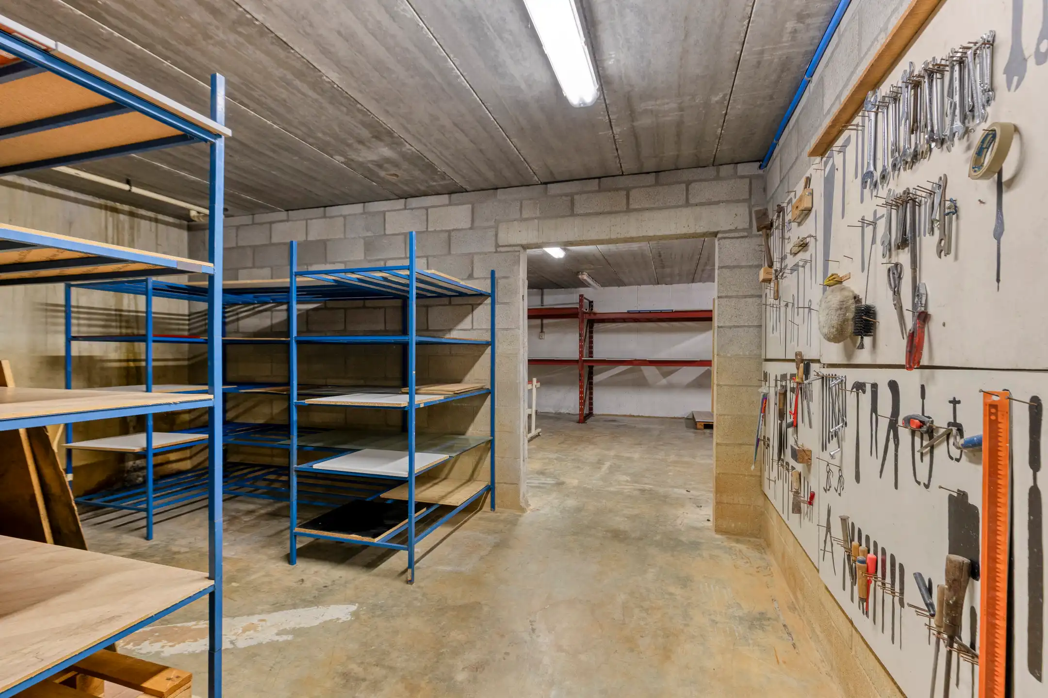 Perfect instapklare woning met aparte handelsruimte foto 31