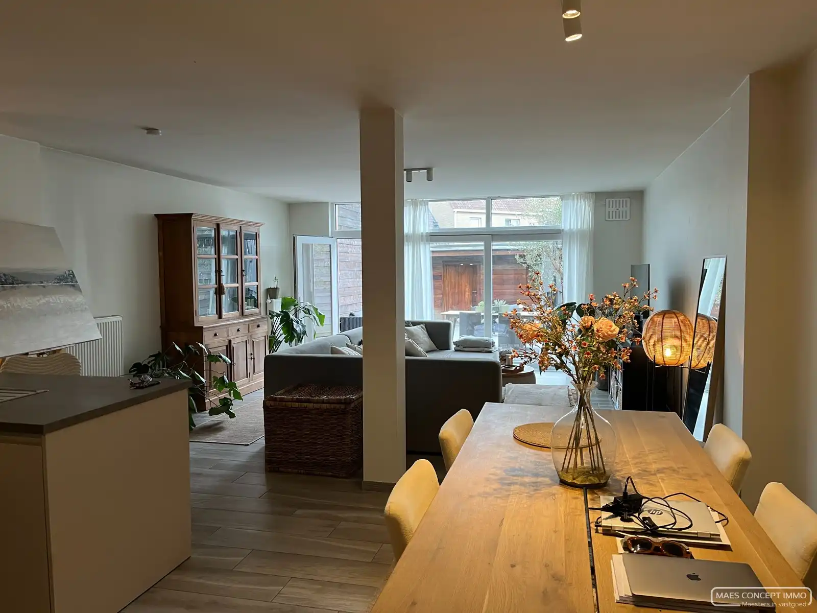 Gerenoveerde woning met garage te huur vlakbij centrum van Kortrijk foto 6
