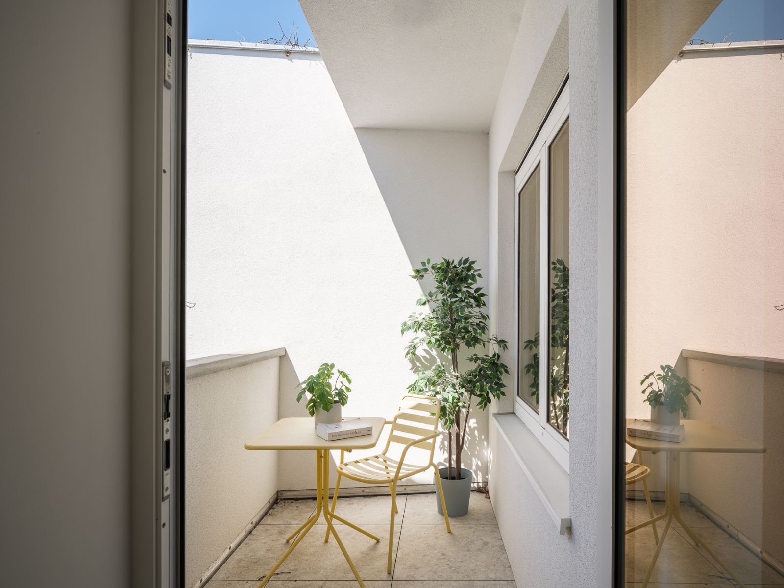 High-end gerenoveerde penthouse op topligging! foto 22