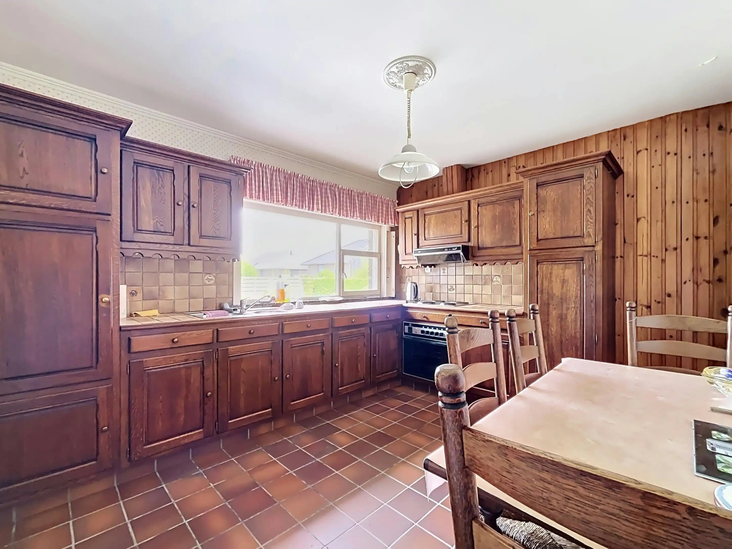 Alleenstaande woning in hartje Aalter foto 8