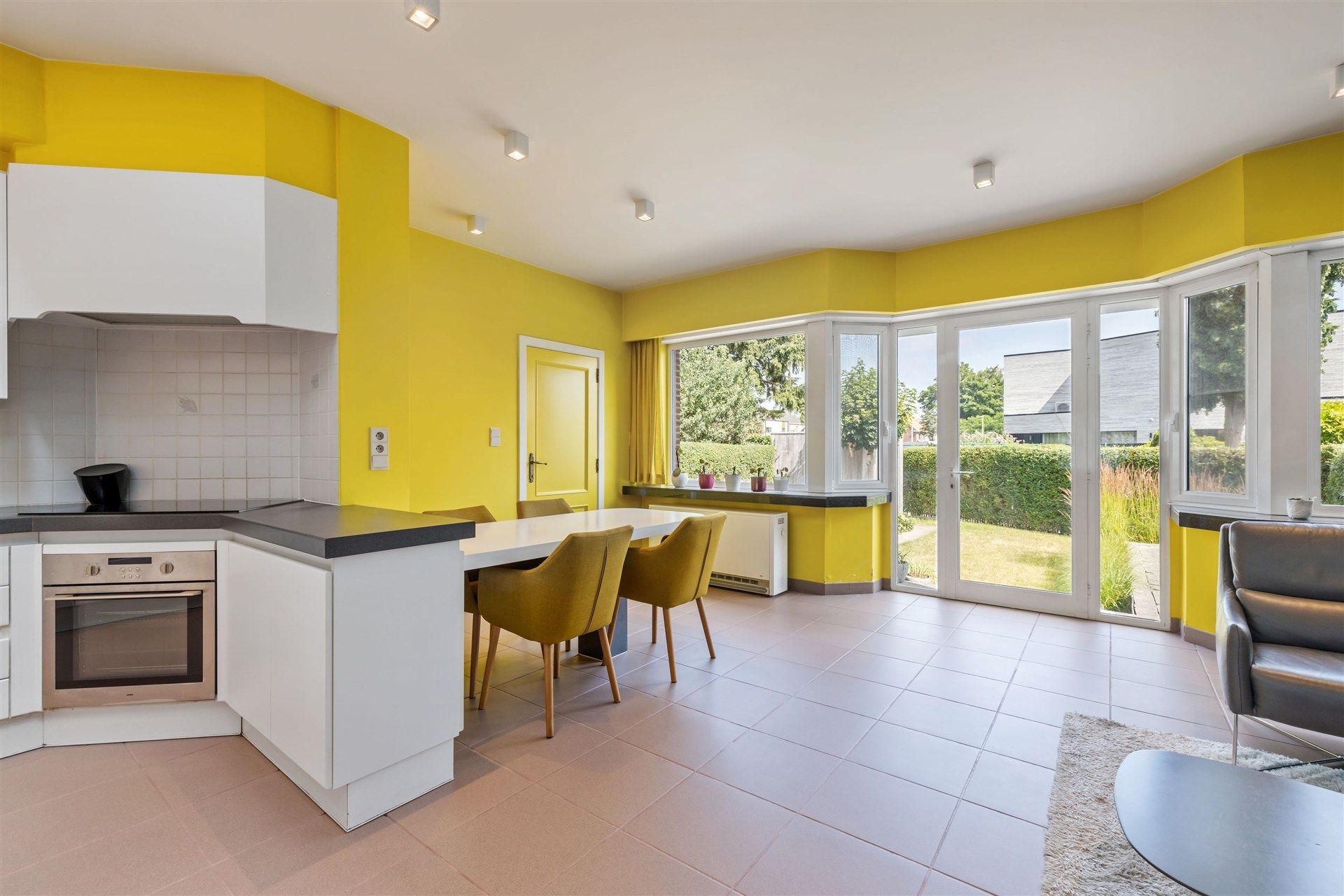 Instapklare gezinswoning met 3 slaapkamers nabij het centrum foto 16