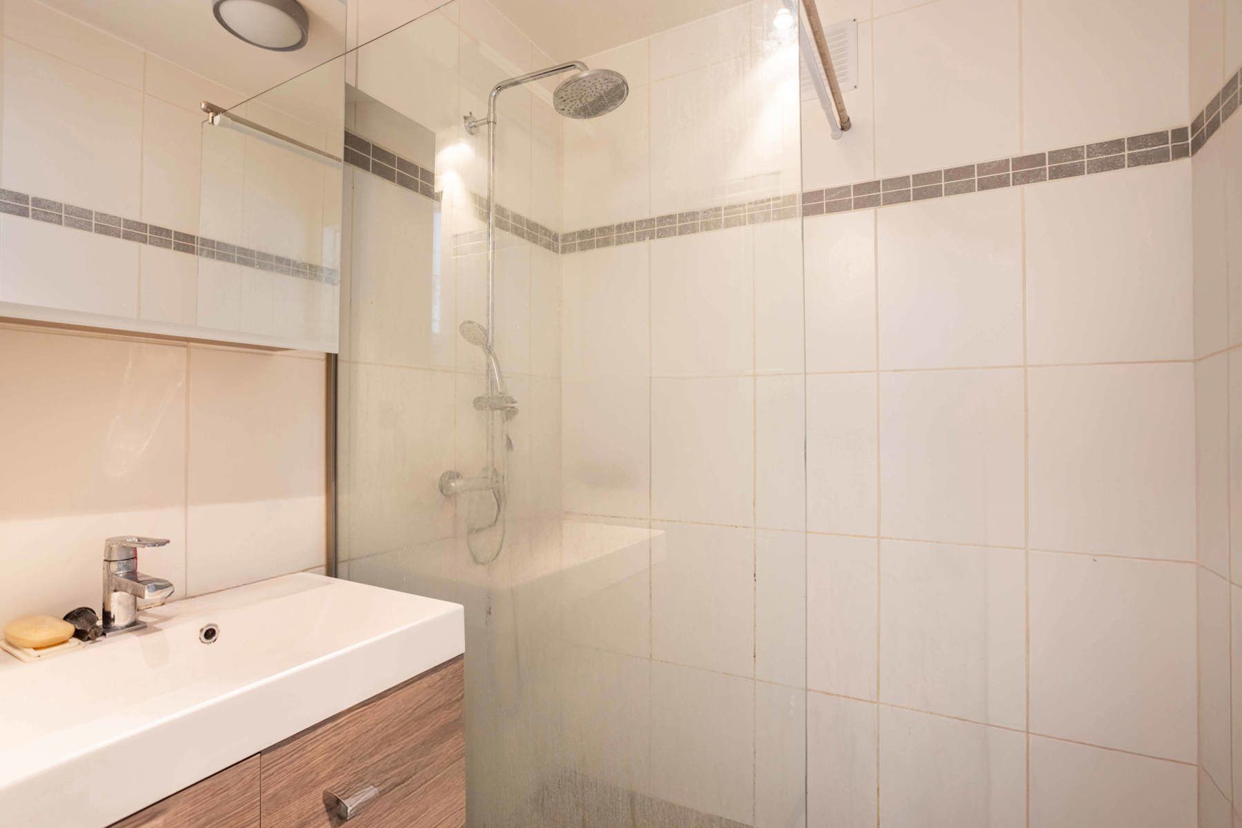 Instapklaar appartement in het centrum van Aalst! foto 13