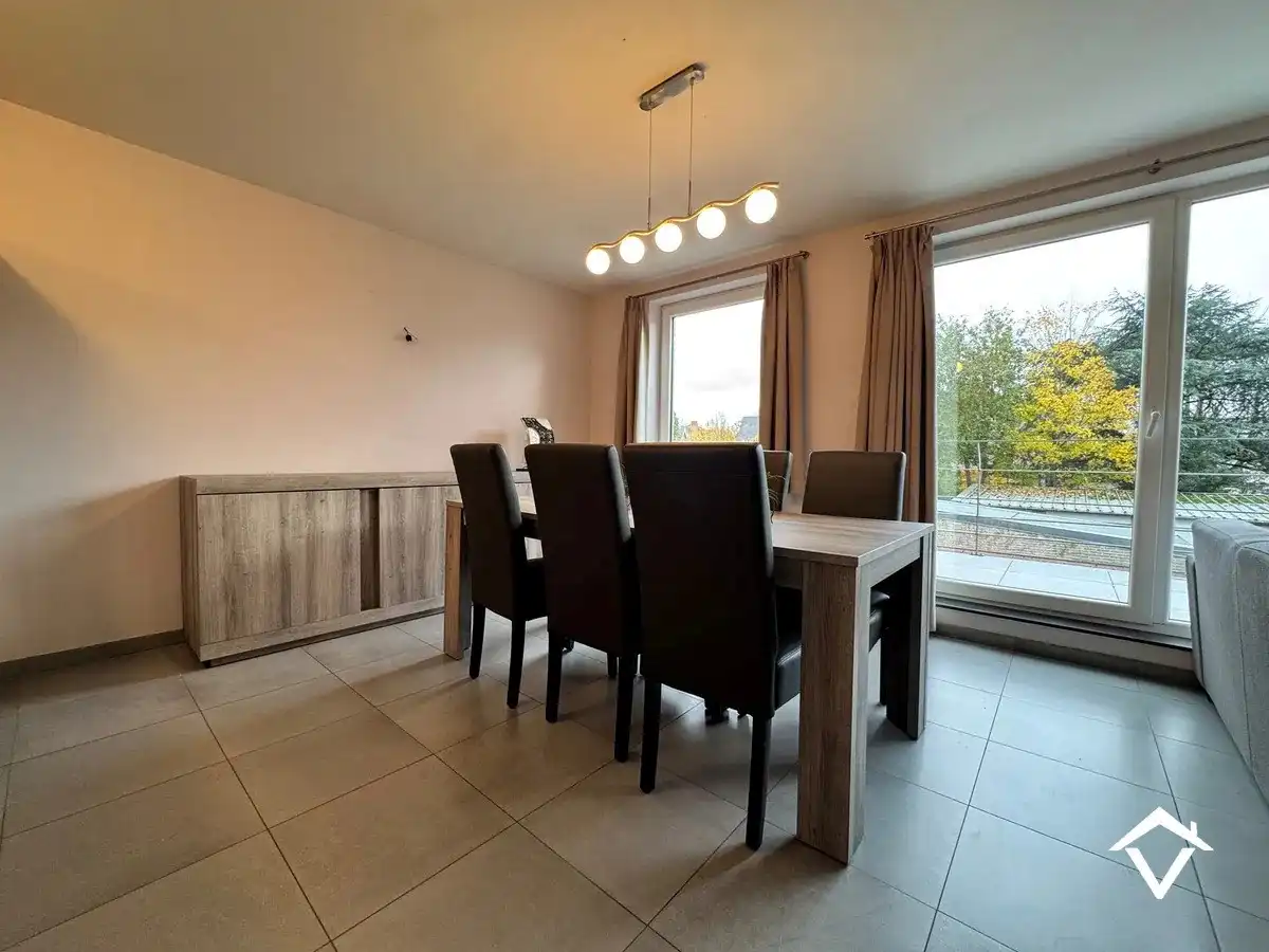 Instapklaar appartement met 2 slaapkamers en garage te Torhout foto 5
