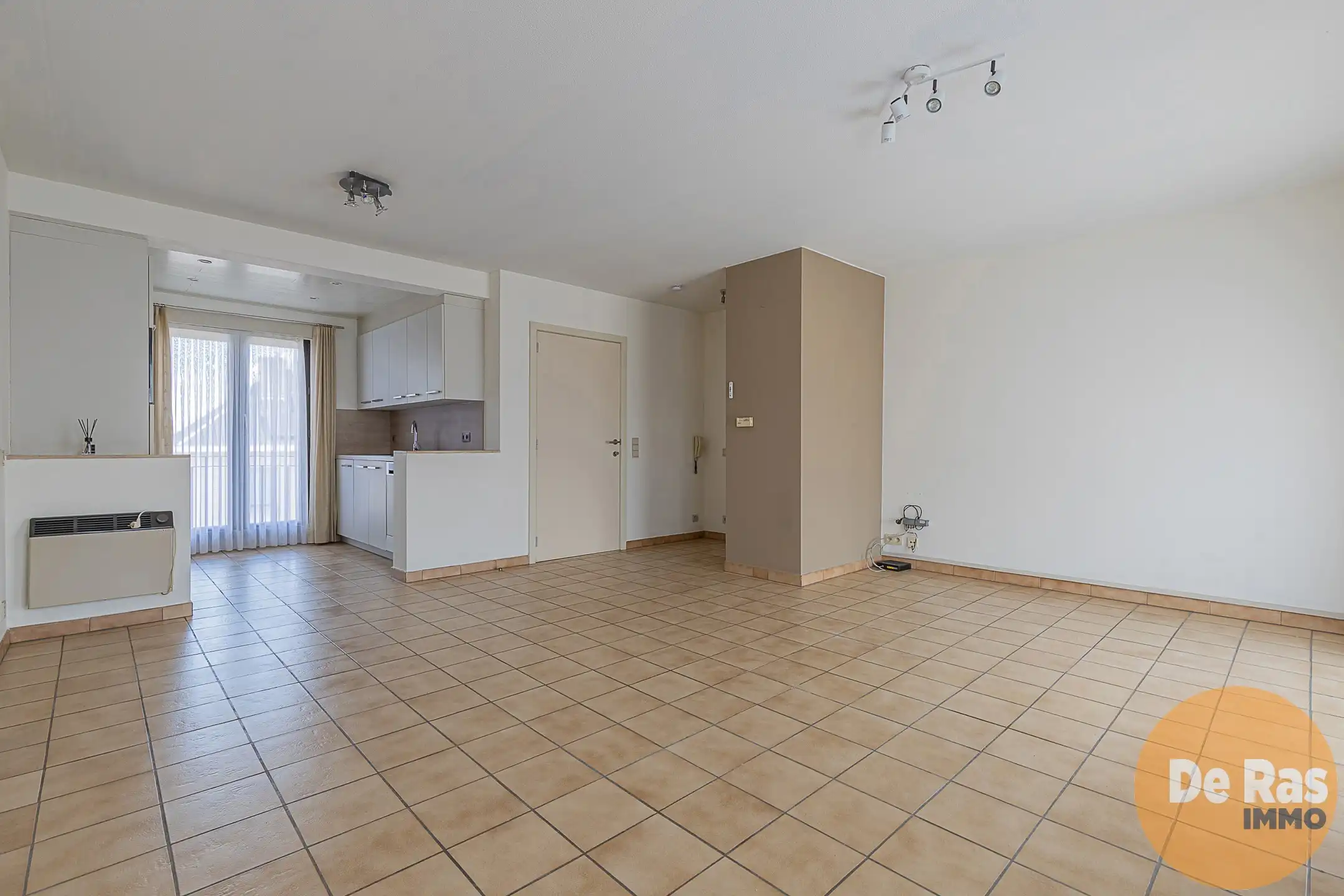 HERZELE- Verzorgd 2-slaapkamerappartement met 2 terrassen foto 3