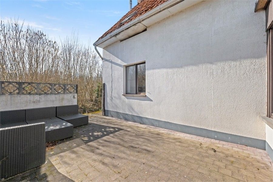 RUIM TE RENOVEREN PAND MET VEEL POTENTIEEL IN HET GEZELLIGE ZEPPEREN foto 41