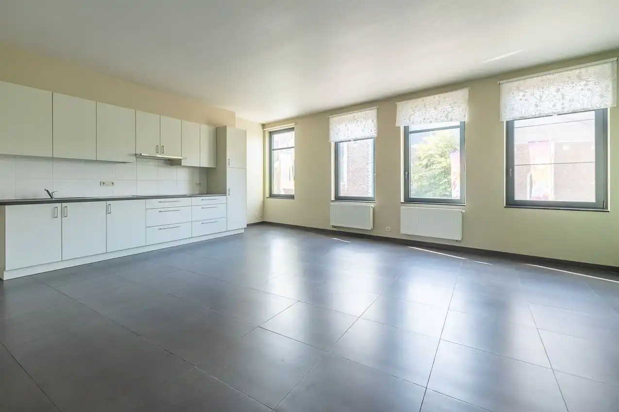 Knap duplex-app 138m² met 2slk en mooi terras foto {{pictureIndex}}