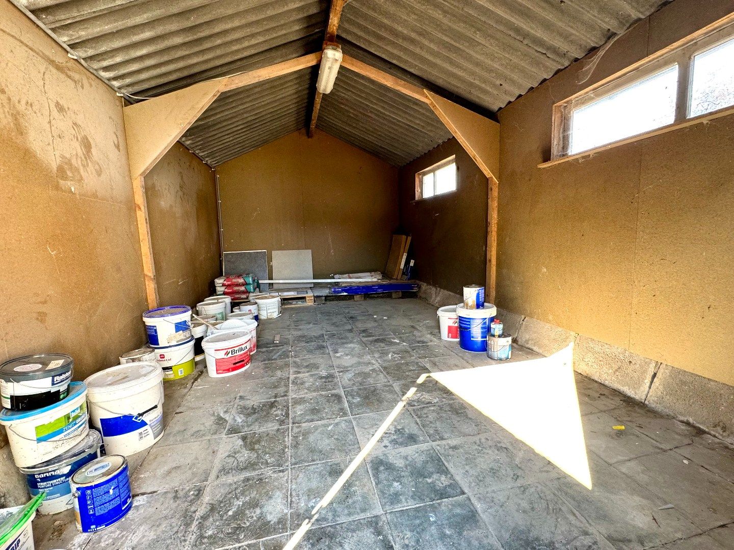 GERENOVEERDE WONING MET 3 SLPKS, TUIN EN GARAGE foto 21