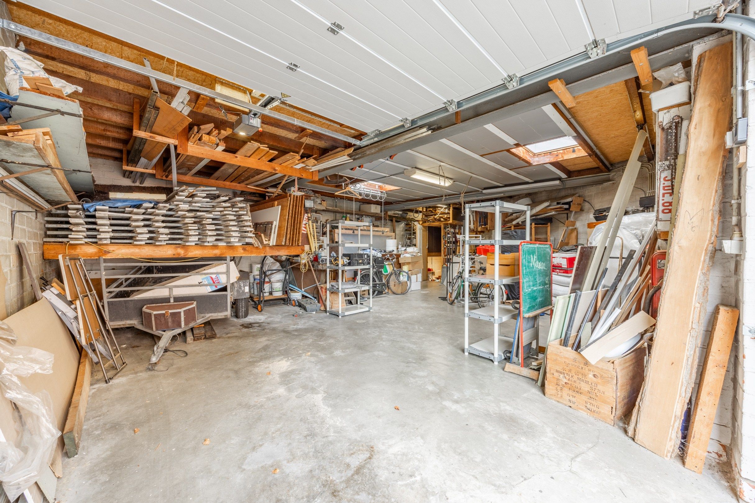 CENTRAAL GELEGEN COMMERCIEEL HANDELSPAND foto 28