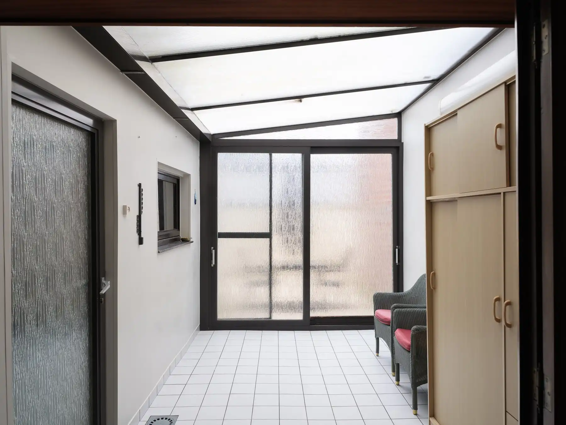Renovatiekans in gegeerde buurt met uitstekende bereikbaarheid. foto 4