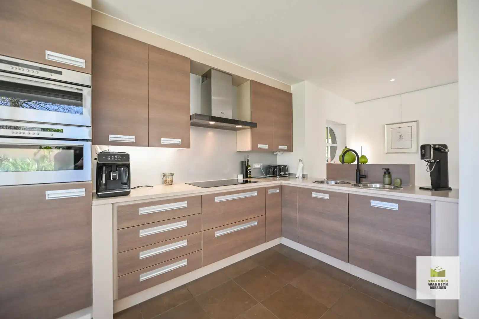 Energiezuinige alleenstaande woning met 5 slaapkamers op rustige ligging. foto 5