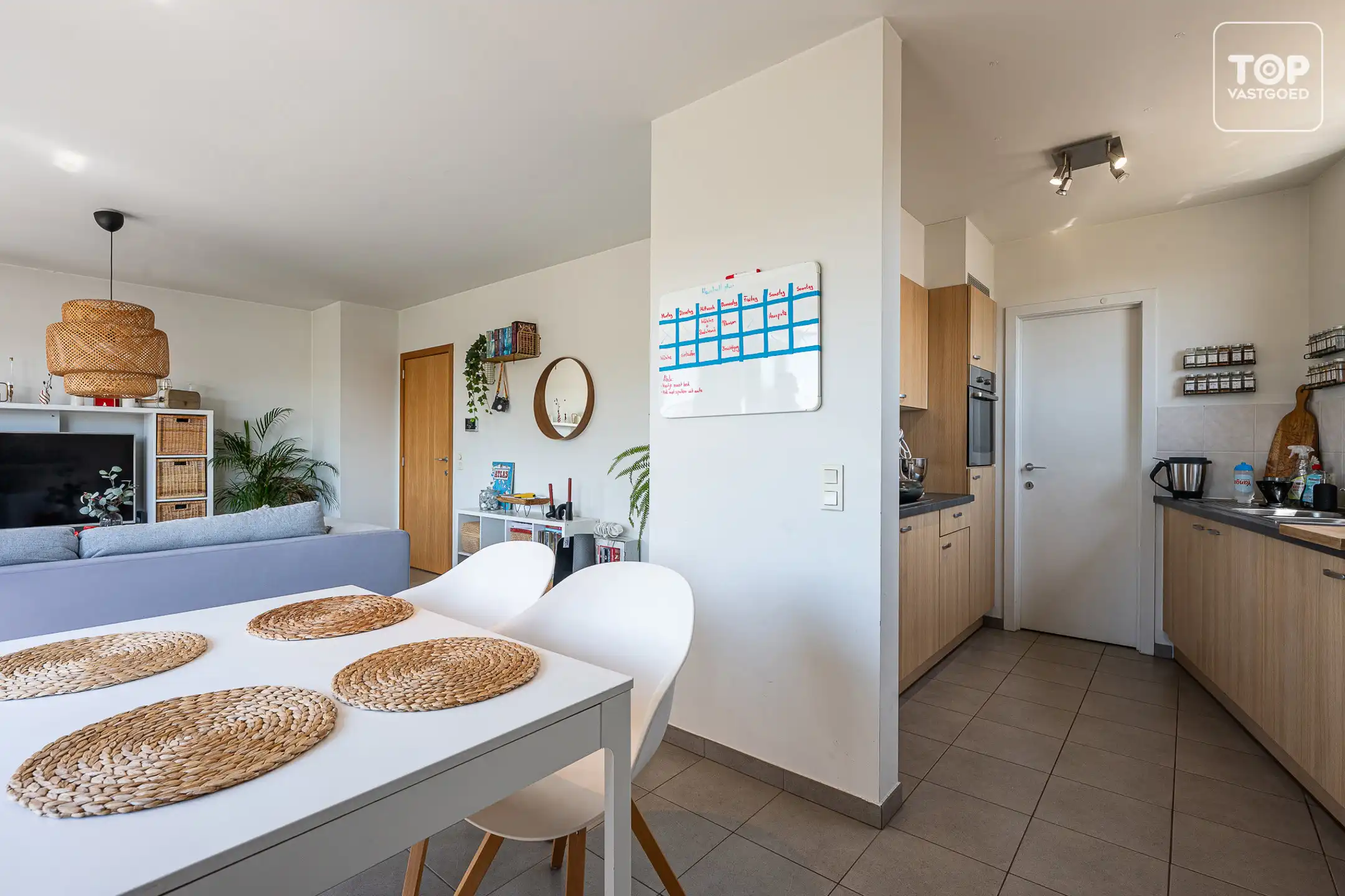 Instapklaar appartement met uitstekende bereikbaarheid foto 5