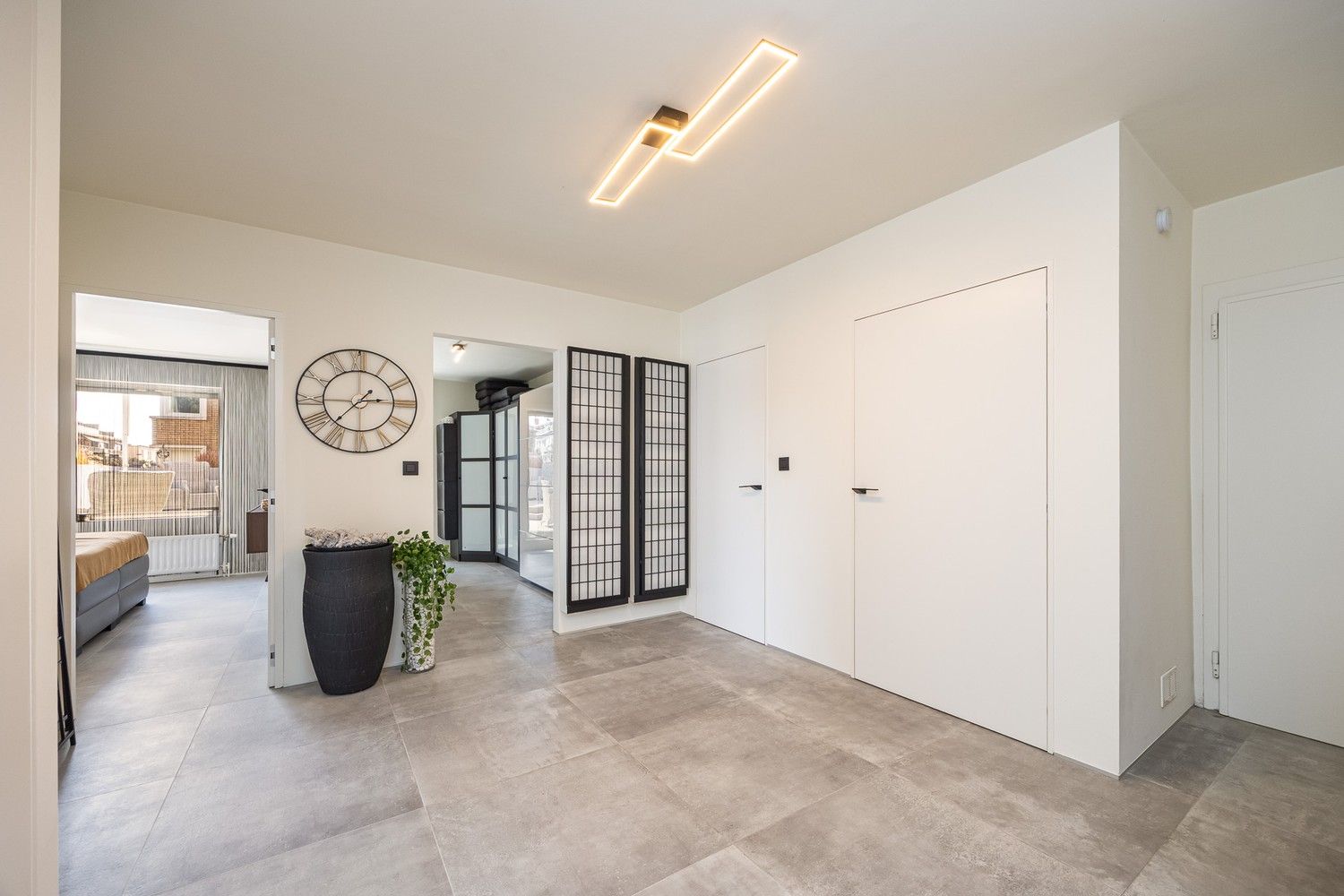 Ruim en lichtrijk 3-slaapkamer appartement met zicht op groen en ruim terras foto 6