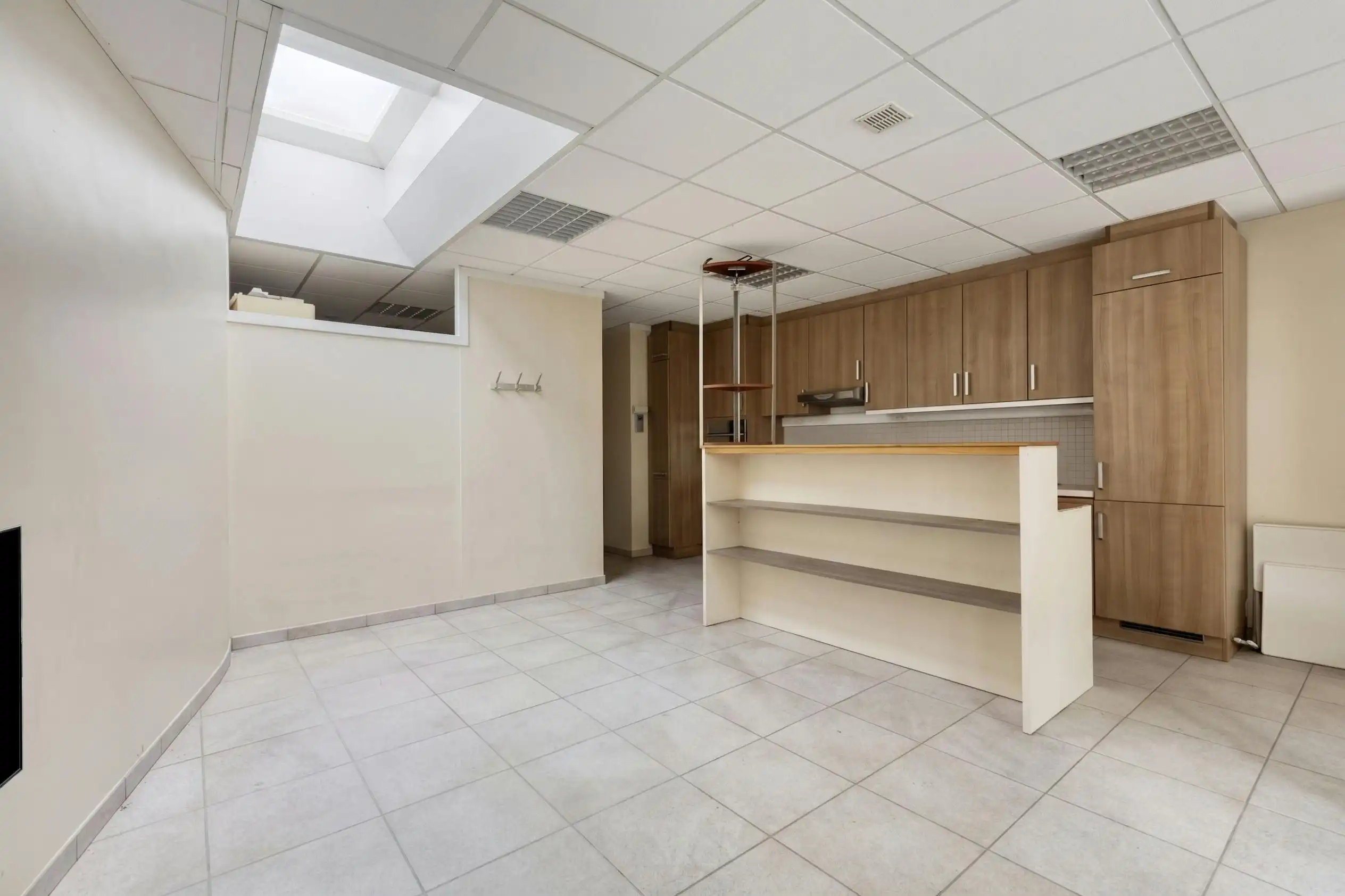 Karaktervol herenhuis in het hart van Ieper foto 23