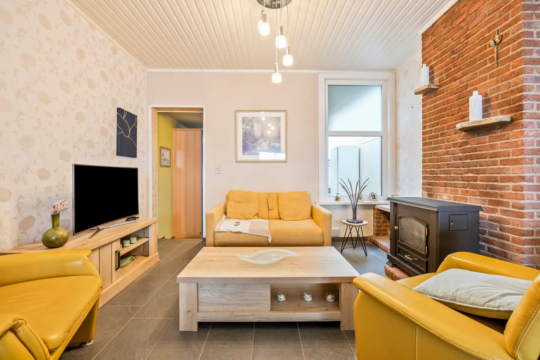 Instapklare rijwoning met 2 slaapkamers en terras foto 4