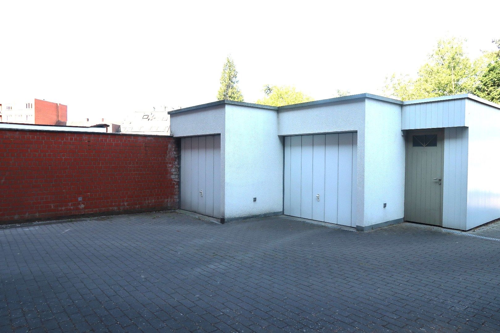 Ruim instapklaar appartement met 2 slaapkamers en 3 terrassen nabij het centrum van Roeselare foto 13